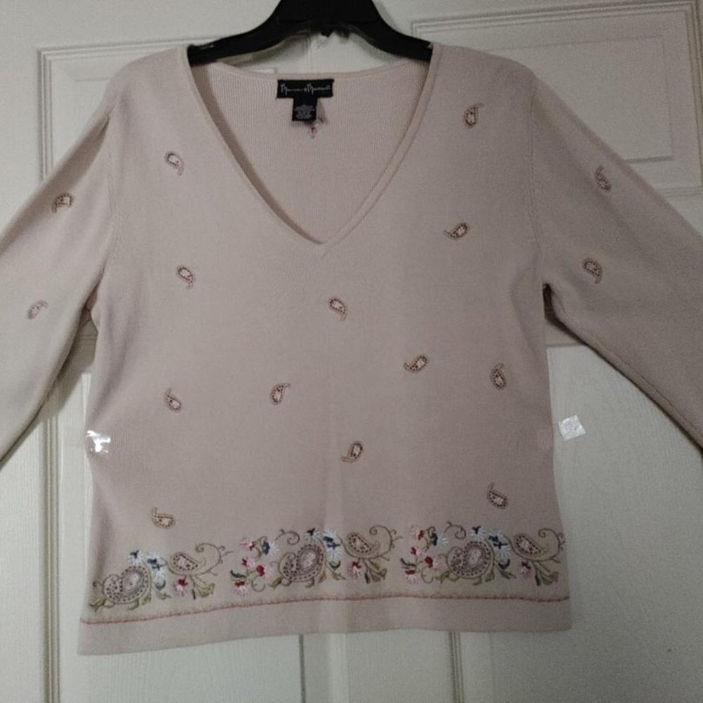 Mercer & Madison Long Sleeved V-Neck Sweater